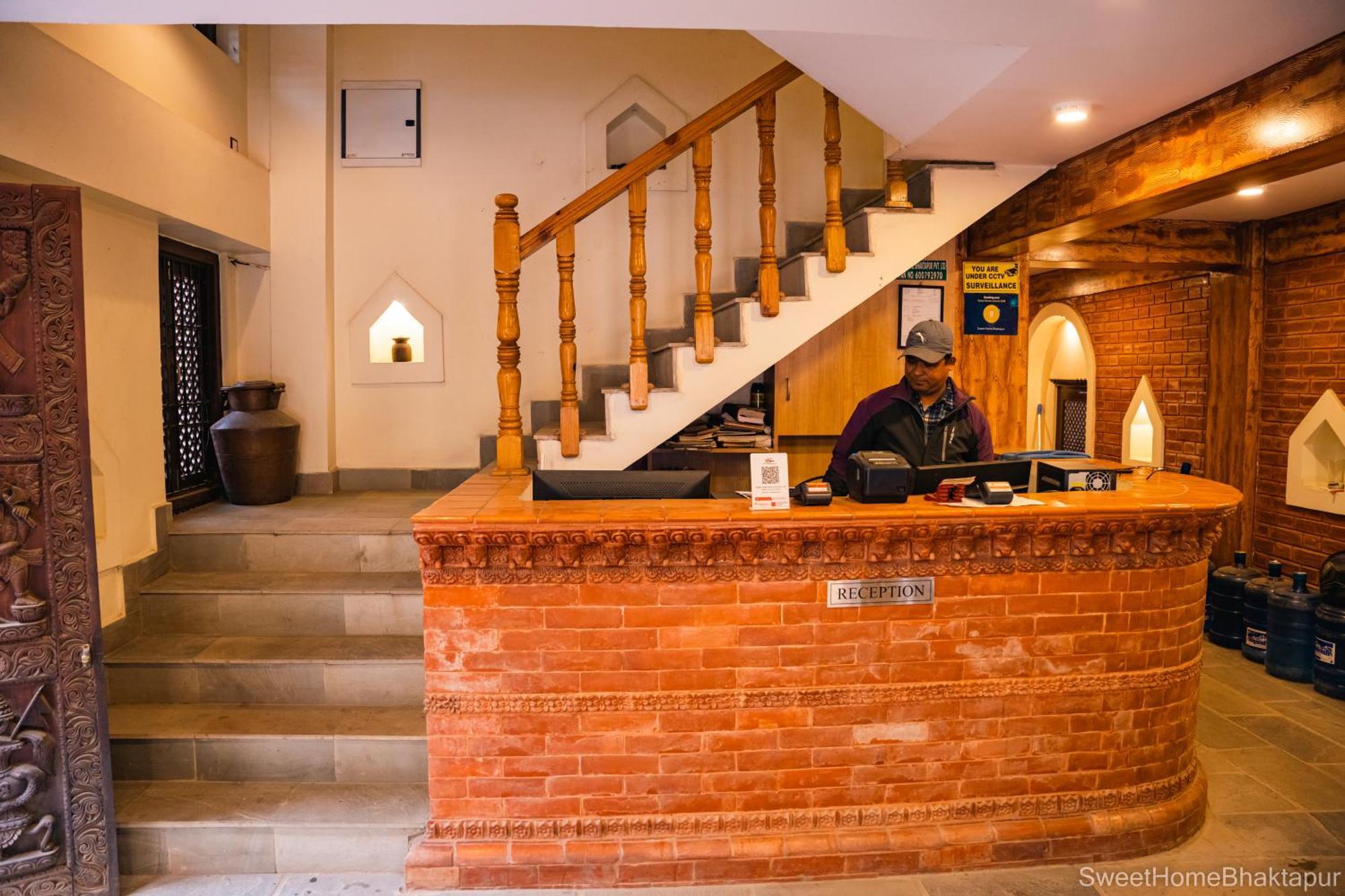 Hotel Sweet Home Bhatgoan Eksteriør billede
