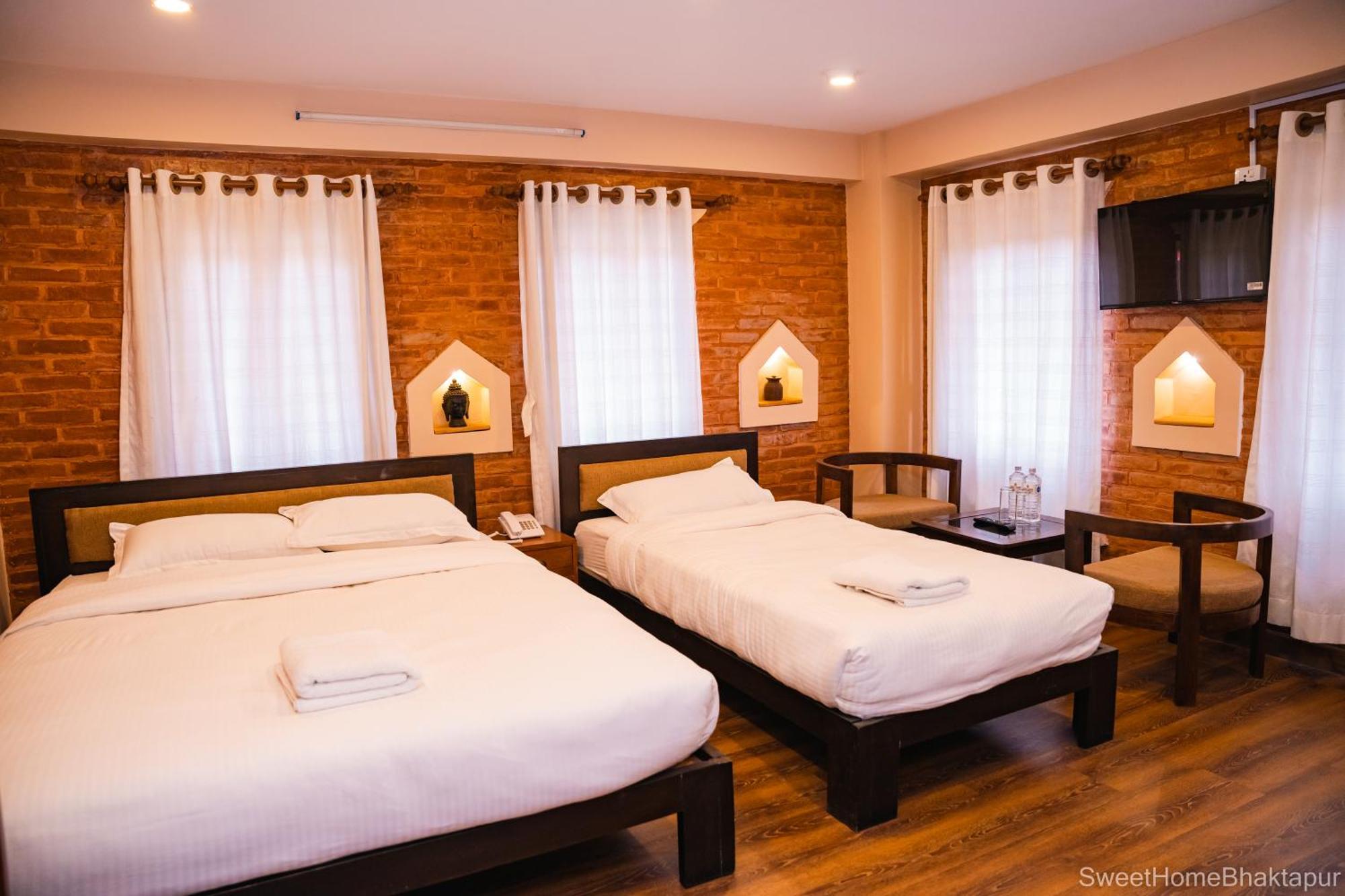 Hotel Sweet Home Bhatgoan Eksteriør billede
