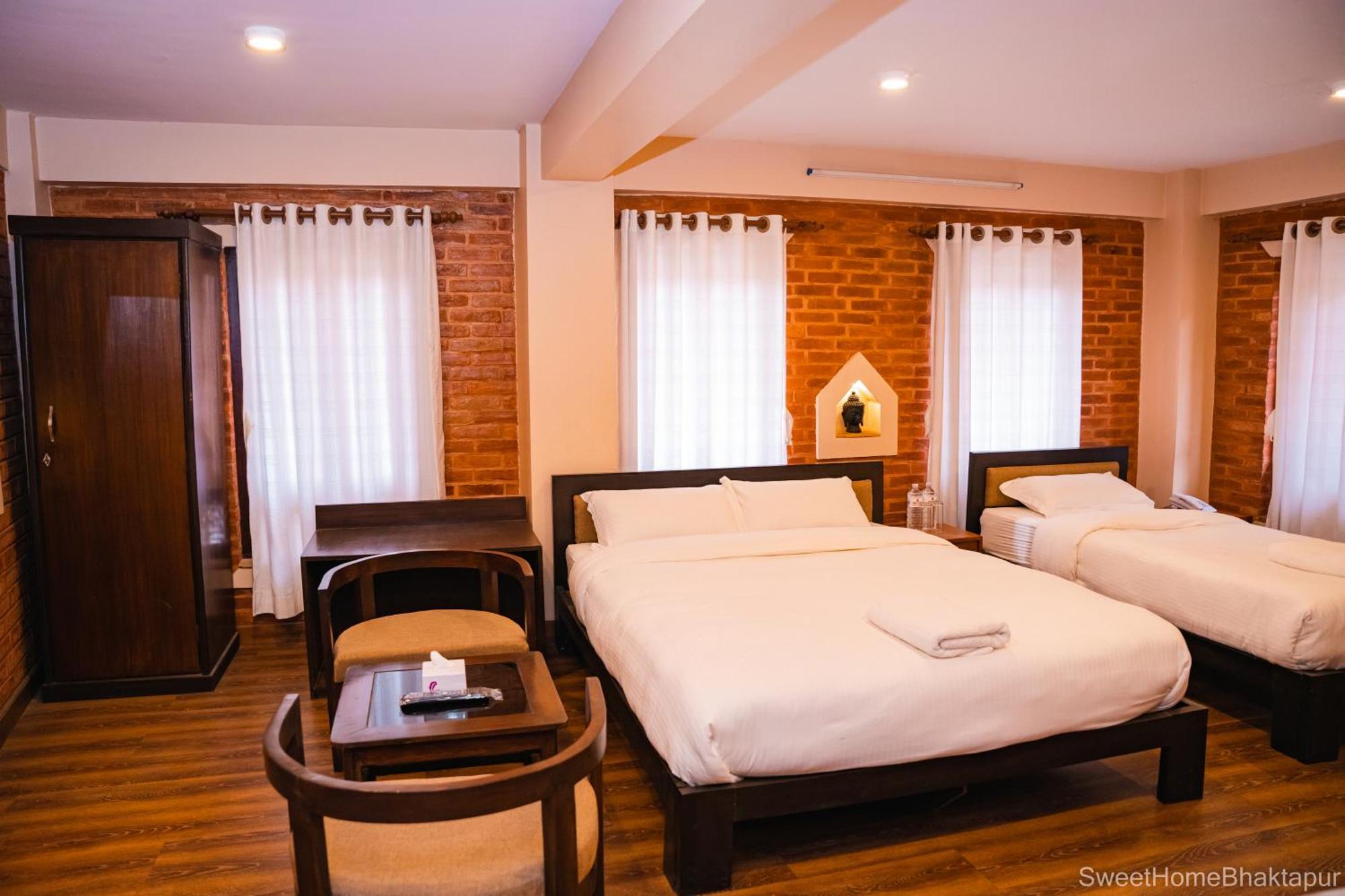 Hotel Sweet Home Bhatgoan Eksteriør billede
