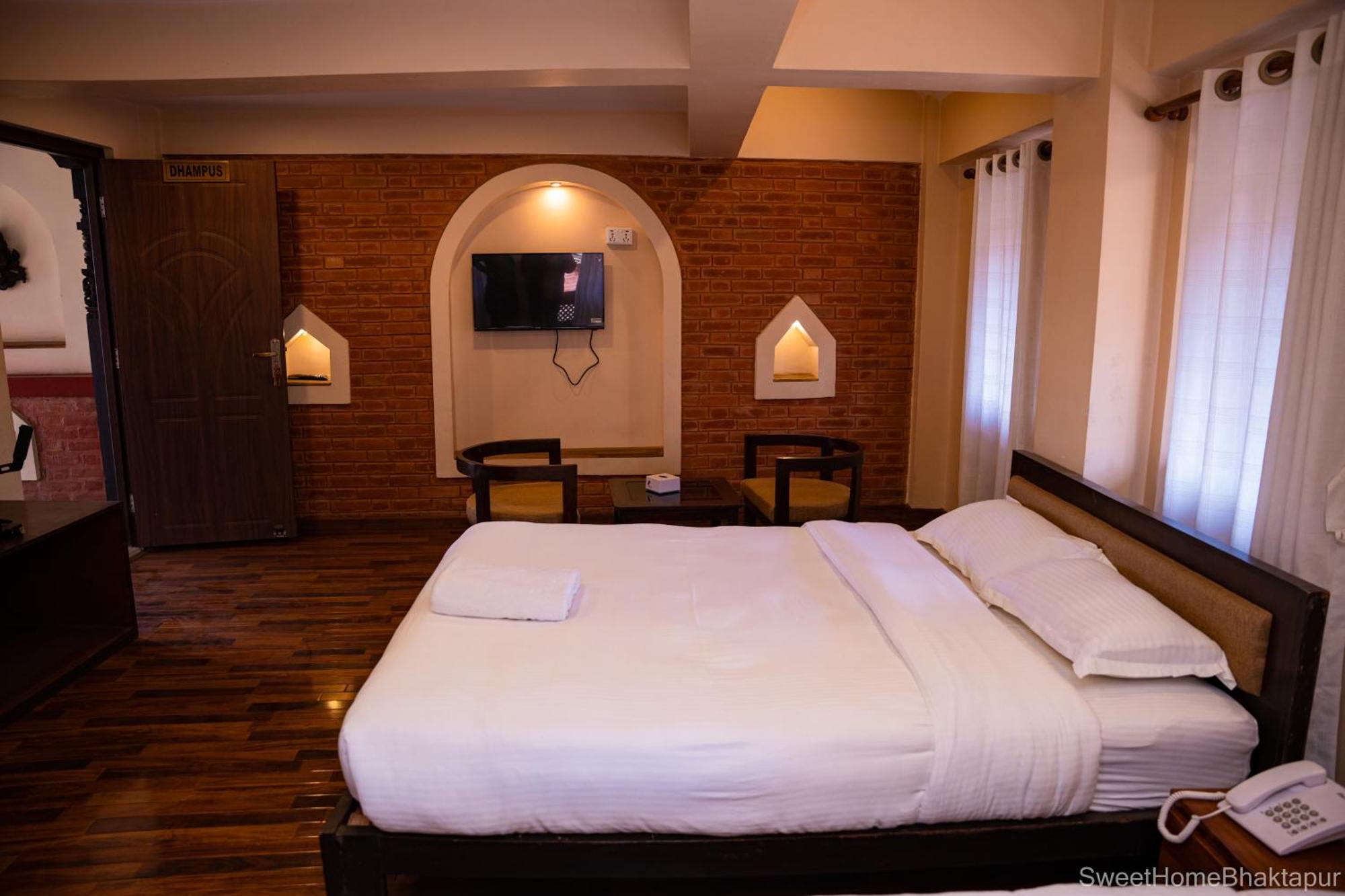 Hotel Sweet Home Bhatgoan Eksteriør billede