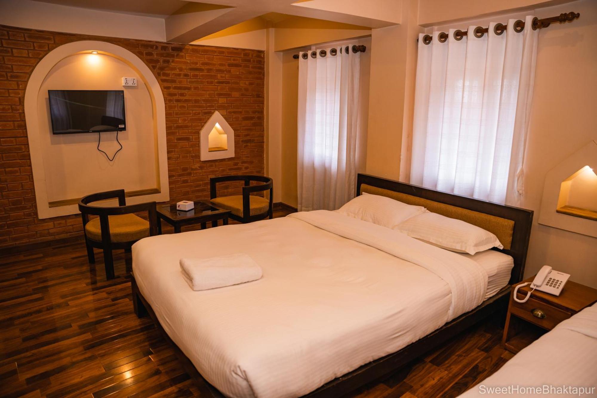 Hotel Sweet Home Bhatgoan Eksteriør billede